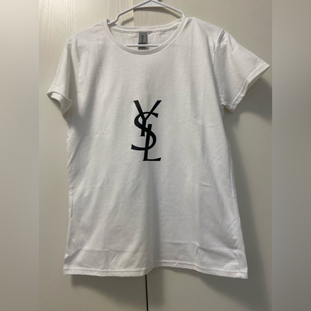 Graphic white T-Shirt